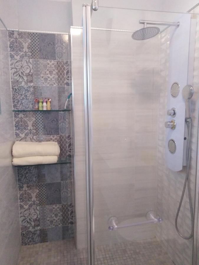 Le Palais Du Tropique Appartement Vue Mer 5E Etage Avec Ascenseur Juan-les-Pins Ngoại thất bức ảnh